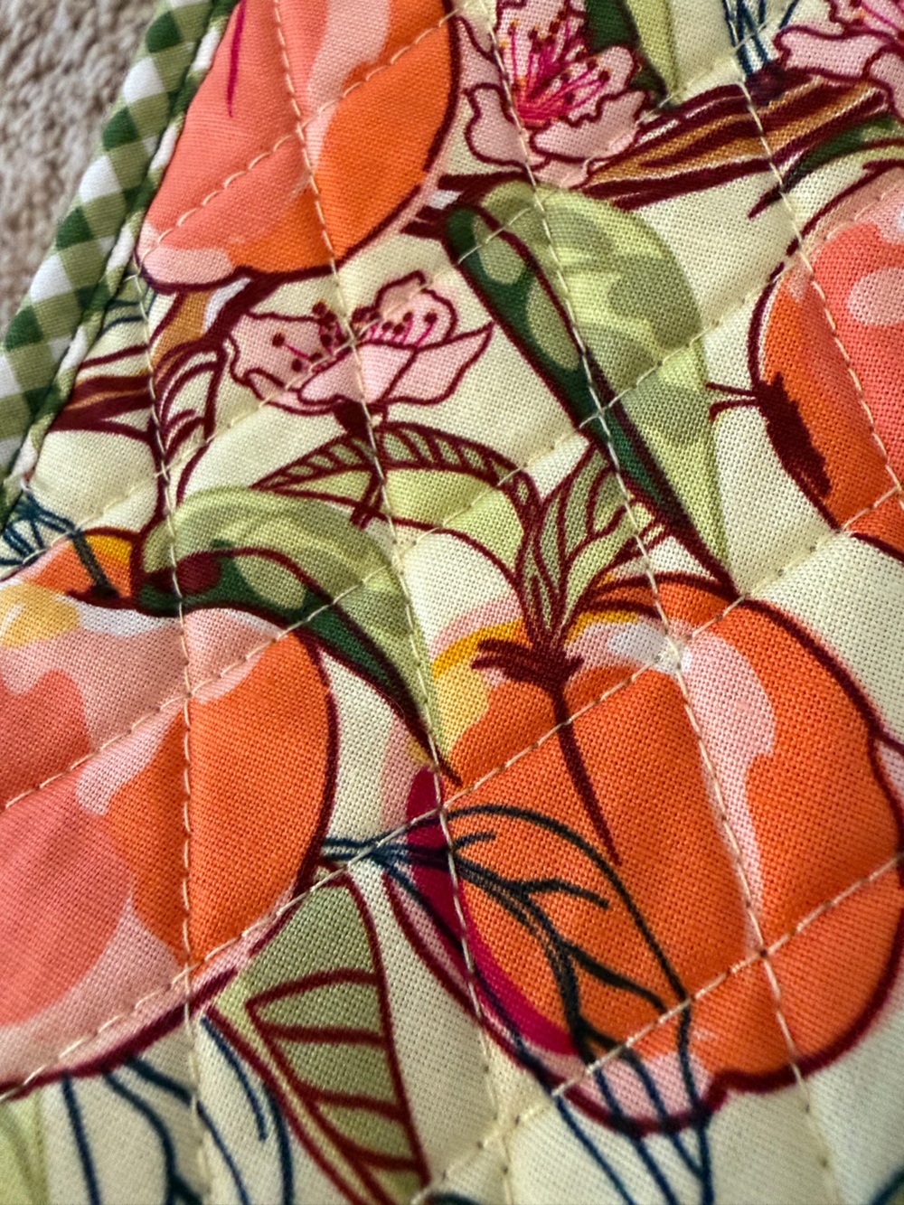 Vera Bradley special edition tote. NWT - Picture 5 of 14